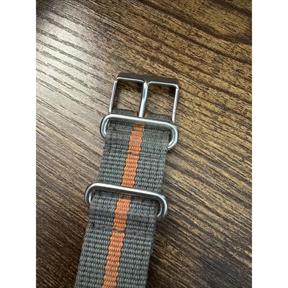 Timex Weekender Indiglo Men's Watch 38mm Gray Dial, Nylon Strap, New Battery!